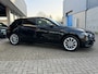 Mercedes-Benz A-klasse 250 e Luxury 218 Pk / Navi / Cruise / Camera / Sfeerverlichting / Camera / 17".