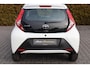 Toyota Aygo 1.0 VVT-i x-fun Airco | Cruise | Iso - fix | Dealer onderhouden garantie tot 2031 / 200.000 km