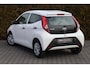 Toyota Aygo 1.0 VVT-i x-fun Airco | Cruise | Iso - fix | Dealer onderhouden garantie tot 2031 / 200.000 km