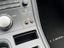 Lexus CT 200h | Parelmoer wit, Parkeersensoren voor + achter, Stoelverwarming, Climate control, Cruise control, Licht + Regensensor