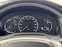 Lexus CT 200h | Parelmoer wit, Parkeersensoren voor + achter, Stoelverwarming, Climate control, Cruise control, Licht + Regensensor