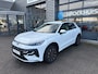Volkswagen T-Roc Life First Edition | 'App-Connect' draadloze smartphone integratie | Automatische afstandsregeling (Adaptive Cruise Control) | Buitenspiegels elektrisch instel-, verwarm- en inklapbaar