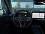 Volkswagen T-Roc Life First Edition | 'App-Connect' draadloze smartphone integratie | Automatische afstandsregeling (Adaptive Cruise Control) | Buitenspiegels elektrisch instel-, verwarm- en inklapbaar