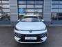 Volkswagen T-Roc Life First Edition | 'App-Connect' draadloze smartphone integratie | Automatische afstandsregeling (Adaptive Cruise Control) | Buitenspiegels elektrisch instel-, verwarm- en inklapbaar