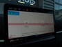 Volkswagen T-Roc Life First Edition | 'App-Connect' draadloze smartphone integratie | Automatische afstandsregeling (Adaptive Cruise Control) | Buitenspiegels elektrisch instel-, verwarm- en inklapbaar