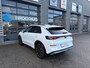 Volkswagen T-Roc Life First Edition | 'App-Connect' draadloze smartphone integratie | Automatische afstandsregeling (Adaptive Cruise Control) | Buitenspiegels elektrisch instel-, verwarm- en inklapbaar