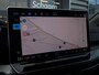 Volkswagen T-Roc Life First Edition | 'App-Connect' draadloze smartphone integratie | Automatische afstandsregeling (Adaptive Cruise Control) | Buitenspiegels elektrisch instel-, verwarm- en inklapbaar
