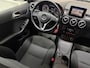 Mercedes-Benz B-klasse 180 AUTOMAAT Lage KM Dealeronderhouden Stoelverwarming