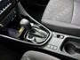 Toyota Yaris 1.5 Hybrid Dynamic Comfort Pack | BTW voertuig | Stoel+Stuurverwarming | Dodehoek detectie | Parkeersensoren voor+achter | Climate Control | Cruise Control Adaptive | Achteruitrijcamera |