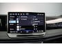 Volkswagen Tiguan R-Line Edition 1.5 TSI eHybrid 272pk DSG Automaat Trekhaak, Panoramadak, Adaptive cruise control, Elektrische achterklep, LED koplampen, Achteruitrijcamera