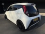 Toyota Aygo 1.0 X-play - 22.000km - Dealeronderhouden - Carplay -
