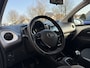Toyota Aygo 1.0 X-play - 22.000km - Dealeronderhouden - Carplay -