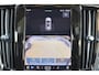 Volvo V90 T6 Recharge AWD Plus Bright - Panorama/schuifdak - IntelliSafe Assist & Surround - Harman/Kardon audio - Adaptieve LED koplampen - Parkeercamera achter - Verwarmde voorstoelen, stuur & achterbank - Parkeersensoren voor & achter - Elektr. bedienb. voorstoelen met geheugen - Extra getint glas - Elektr. inklapbare trekhaak - 19' LMV