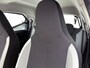 Toyota Aygo 1.0 VVT-i x-play | Navigatie | Airconditioning | Mistlampen voor | Metallic lak | Leseman opg 3-3