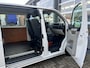 Volkswagen Transporter Kombi 2.0 TDI L1H1 BTW EN BPM VRIJ!! Euro 6 Airco Cruise controle 8-Persoons Automaat Parkeersensoren voor en achter Telefoonverbinding Ex overheid! 1e eigenaar Personenbus Groepsvervoer Taxi Combi Tourer