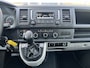 Volkswagen Transporter Kombi 2.0 TDI L1H1 BTW EN BPM VRIJ!! Euro 6 Airco Cruise controle 8-Persoons Automaat Parkeersensoren voor en achter Telefoonverbinding Ex overheid! 1e eigenaar Personenbus Groepsvervoer Taxi Combi Tourer