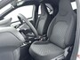 Toyota Aygo X 1.0 VVT-i MT Pulse | LED verlichting | Climate control | Lichtmetalen velgen | Adaptive cruise control | Apple CarPlay/Android Auto | Achteruitrijcamera |