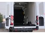 Ford Transit 350 2.0 TDCI L4H3 Trend RWD Nieuw! | Elek. Stoel | Trekhaak | All-Season Banden | Houten Laadvloer | Airco | Cruise | Parkeersensoren Rondom | Airco | All-Season banden | Android Auto