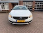 Volvo V60 Cross Country 2.0 D3 Momentum, Navi, cruise, stoelverw, trekhaak