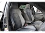 Volkswagen Golf 1.5 eTSI 3x R-Line | Panoramadak | Harman Kardon | IQ Light | Camera| Stuur verwarming | ACC | Apple carplay |
