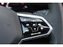 Volkswagen Golf 1.5 eTSI 3x R-Line | Panoramadak | Harman Kardon | IQ Light | Camera| Stuur verwarming | ACC | Apple carplay |