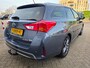 Toyota Auris Touring Sports 1.8 Hybrid Lease van 2de Eig in automaat met panoramadak en navigatie en parkeersensoren en bluetooth