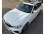 BMW 3-Serie Touring 330i M-SPORT / PANO / LASER / TREKHAAK / MEMORY