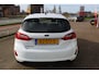 Ford Fiesta 1.1-71pk Trend 5drs. Erg nette Ford Fiesta voor nog jaren rijplezier ! Airco, parkeersensoren achter, navigatie, telefoonvoorb., DAB, inklapbare buitenspiegels etc.