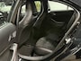 Mercedes-Benz A-klasse 180 Ambition // AMG Line // Cruise // Navi