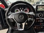 Mercedes-Benz A-klasse 180 Ambition // AMG Line // Cruise // Navi