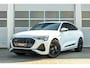 Audi e-tron Sportback 50 quattro 313pk S edition 71 kWh | Panoramadak | Trekhaak | 20 inch velgen | Luchtvering