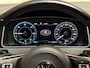 Volkswagen Golf 1.4 TSI PHEV GTE 204Pk Automaat (VIRTUAL COCKPIT, APPLE CARPLAY, GROOT NAVI, KEYLESS, CAMERA, STOELVERWARMING, SPORTSTOELEN, ADAPTIVE CRUISE, GETINT GLAS, NIEUWSTAAT)