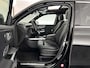 Mercedes-Benz GLB 200 Business Solution Luxury (INCL-BTW) *PANO | LEATHER | FULL-LED | AMBIENTLIGHT | HEATED-SPORTSEATS | WIDESCREEN-DIGICOCKPIT | DAB+ | NAVI-FULLMAP | CAMERA | PRIVACYGLASS | LANE-ASSIST | DYNAMIC-SELECT | 18'