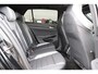 Volkswagen Golf GTE 1.5 eHybrid 272pk | SoH 100% | Trekhaak | Panoramadak | Head-up | Navigatie | Camera