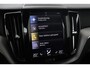 Volvo XC60 T8 Recharge R-Design | Panoramadak | 22 Inch | Trekhaak | 360° Camera | ACC | harman/kardon