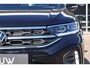 Volkswagen T-Roc 1.5 TSI 150pk DSG R-Line | Trekhaak | Camera | Adaptive Cruise | PDC | Apple Carplay | Stoelverwarming