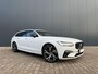 Volvo V90 2.0 T8 AWD R-Design luchtvering / B&W / Pano / HUD