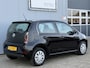 Volkswagen Up! 1.0 BMT move up! Airco/DAB/Bluetooth.