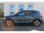 Volvo XC40 T4 Recharge R-Design | Verwarmbare voorstoelen en stuurwiel | Parkeercamera achter | Apple carplay/Android auto | Keyless | Parkeersensor voor + achter |