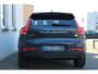 Volvo XC40 T4 Recharge R-Design | Verwarmbare voorstoelen en stuurwiel | Parkeercamera achter | Apple carplay/Android auto | Keyless | Parkeersensor voor + achter |