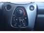 Toyota Aygo 1.0 VVT-i x-play - NL- Auto!!! Airco I Apple I Led D