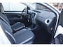 Toyota Aygo 1.0 VVT-i x-play - NL- Auto!!! Airco I Apple I Led D