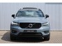 Volvo XC40 T5 Recharge R-Design | Panoramadak | Rondom zichtcamera | Verwarmbare voorstoelen en stuurwiel | Premium audio by Harman Kardon | Parkeersensor voor + achter | Adaptieve cruise control | Keyless