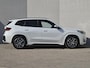 BMW X1 xDrive25e M-Sport Automaat / Accu SOH 98,25% / Elektrisch wegklapbare trekhaak / Trekgewicht 1.700 kg / Voorstoelen verwarmd / Apple Carplay Android Auto / Elektrische achterklep / Adaptief cruise control /