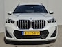 BMW X1 xDrive25e M-Sport Automaat / Accu SOH 98,25% / Elektrisch wegklapbare trekhaak / Trekgewicht 1.700 kg / Voorstoelen verwarmd / Apple Carplay Android Auto / Elektrische achterklep / Adaptief cruise control /