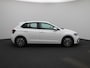 Volkswagen Polo 1.0 TSI Life Business 95 PK | Apple Carplay | Android Auto | Navigatie | All season banden | Climate control | Led koplampen | Lichtmetalen velgen |