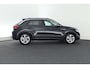 Volkswagen T-Roc 1.5 TSI 150pk DSG R-Line Edition Trekhaak Camera Stoelverwarming Virtual Cockpit Navigatie