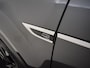 Volkswagen T-Roc 2.0 TSI 4Motion R-Line Business+ 190Pk DSG/AUTO | Glazen panorama-dak | Trekhaak | Keyless | Achteruitrijcamera | Navigatie | Stoel/stuurverwarming |19"LMV