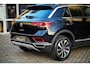 Volkswagen T-Roc 1.5 TSI Style Aut. | ACC | Panoramadak | CarPlay | PDC met camera | Stoelverw. | IQ Led |1e eig. |