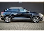 Volkswagen T-Roc 1.5 TSI Style Aut. | ACC | Panoramadak | CarPlay | PDC met camera | Stoelverw. | IQ Led |1e eig. |